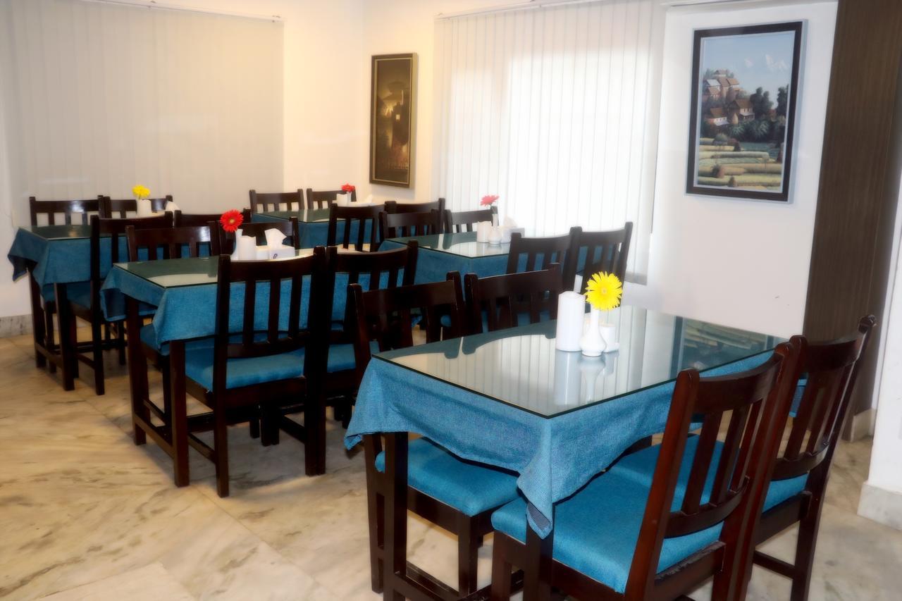 Ausfinn Hotel Metro Inn Kathmandu Esterno foto