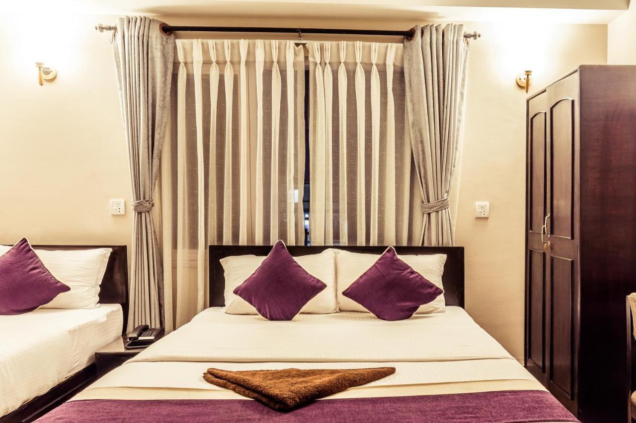 Ausfinn Hotel Metro Inn Kathmandu Esterno foto